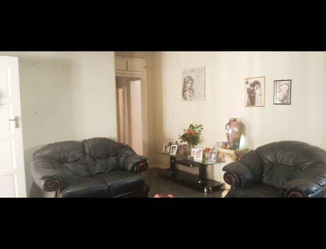 3 BEDROOM HOUSE FOR SALE IN DALESIDE